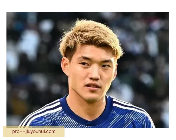 堂安律在弗赖堡持续高光表现引领球队攻防双线新风潮